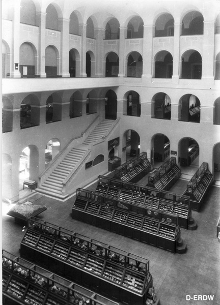 Innenansicht des Institutgebäudes an der Sonneggstrasse 5 um 1925.